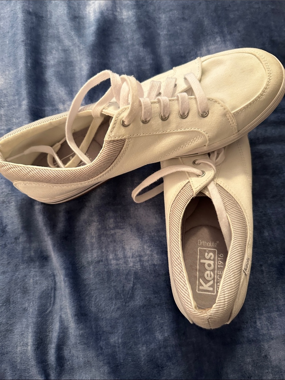 Keds Casual Low-Top Sneakers in Cream